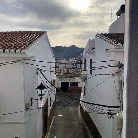 Oasis Alora Naranjos Villa Bagian luar foto